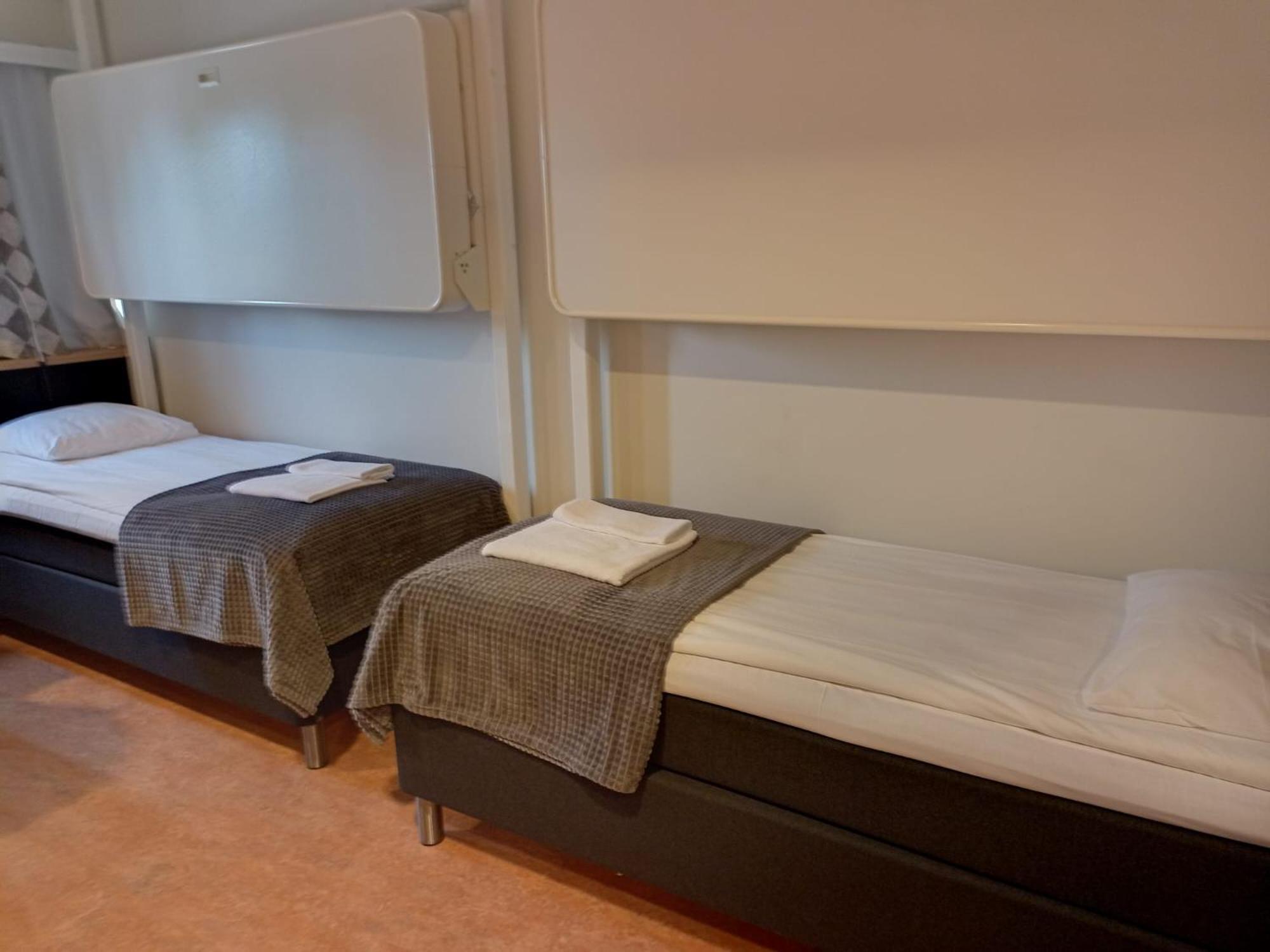 Hotel Tikkurila Vanda Exteriör bild