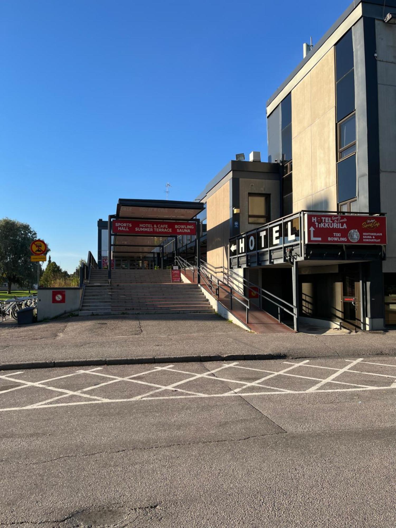 Hotel Tikkurila Vanda Exteriör bild